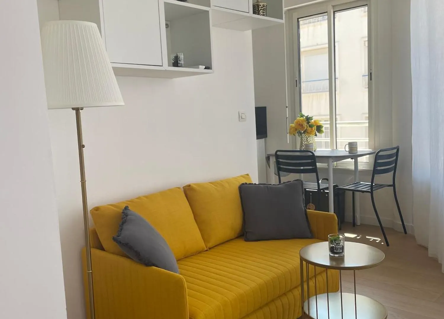 Studio Stella Cannes 0*,  França